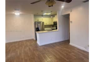 10023 Winding Lake Rd 204, Sunrise