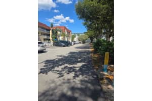 1300 Moffett St APT 107, Hallandale Beach, FL 33009, - MLS#A12011406