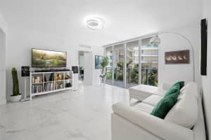 6620 Indian Creek Dr Apt 406, Miami Beach, FL 33141, - MLS#A12011414