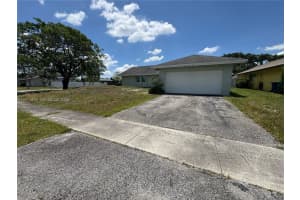 8700 Nw 46th Ct, Lauderhill