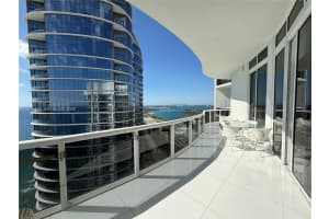 15811 Collins Ave APT 4207, Sunny Isles Beach, FL 33160, - MLS#A12011427