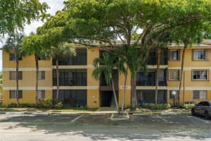 3083 N Oakland Forest Dr APT 206, Oakland Park, FL 33309, - MLS#A12011428