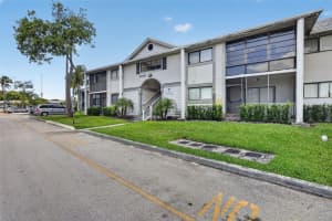 20731 Ne 4th Pl 104, Miami