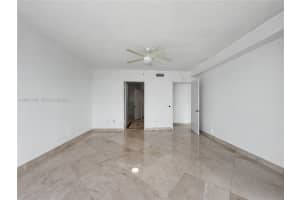 17555 Collins Ave APT 1502, Sunny Isles Beach, FL 33160, - MLS#A12011445