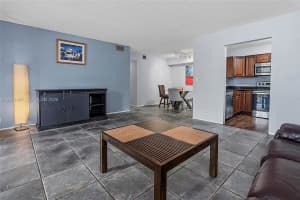 3083 N Oakland Forest Dr APT 206, Oakland Park, FL 33309, - MLS#A12011447