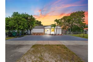 521 Sw 64th Ct, Miami