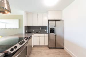 100 Bayview Dr APT 210, Sunny Isles Beach, FL 33160, - MLS#A12011483