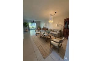 5080 Sw 64th Ave 104, Davie