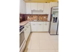 906 SW 74th Ave, North Lauderdale, FL 33068, - MLS#A12011564