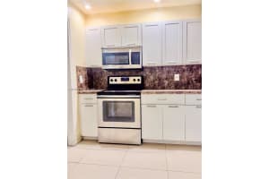 906 SW 74th Ave, North Lauderdale, FL 33068, - MLS#A12011564