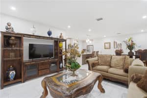 439 NE 6th Pl, Homestead, FL 33035, - MLS#A12011588