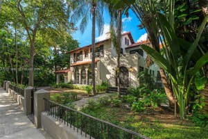 547 NE 57th St, Miami, FL 33137, - MLS#A12011606