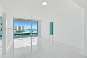 900 Biscayne Bay, 900 Biscayne Blvd APT 1808, Miami, FL 33132, - MLS#A12011617