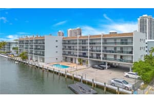 3868 NE 169th St APT 305, North Miami Beach, FL 33160, - MLS#A12011634