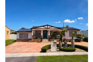 315 W 62nd St, Hialeah