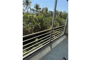 700 NE 14th Ave APT 409, Hallandale Beach, FL 33009, - MLS#A12011689