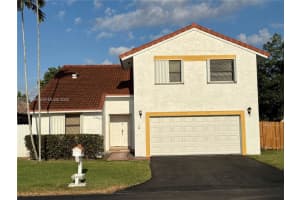 6700 Sw 104th Ct, Miami