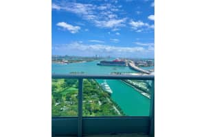 900 Biscayne Blvd 2904, Miami