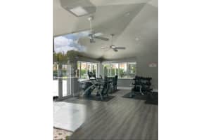 7160 Nw 179th St 309, Hialeah