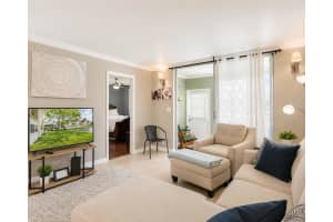 2900 Sunrise Lakes Dr W APT 101, Sunrise, FL 33322, - MLS#A12011738