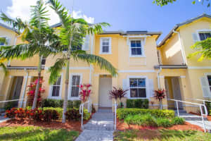 132 Se 28th Pl 7, Homestead