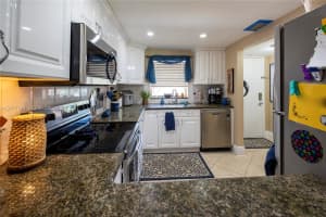 9491 Evergreen Pl APT 302, Davie, FL 33324, - MLS#A12011749