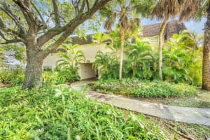 9107 Sw 137th Ter 1-4, Miami