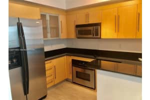 335 S Biscayne Blvd 3100, Miami
