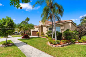 980 SW 171st Terrace, Pembroke Pines, FL 33027, - MLS#A12011766