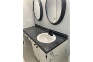 3000 NE 16th Ave APT 405, Oakland Park, FL 33334, - MLS#A12011772
