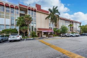 2101 Atlantic Shores Blvd APT 412, Hallandale Beach, FL 33009, - MLS#A12011773