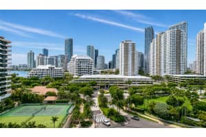 540 Brickell Key Dr 813, Miami