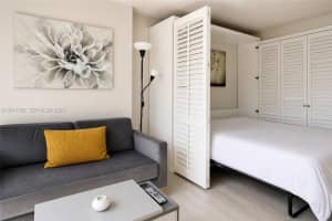 540 Brickell Key Dr APT 813, Miami, FL 33131, - MLS#A12011788