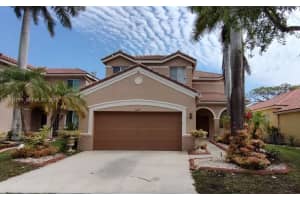 624 Bald Cypress Rd 624, Weston