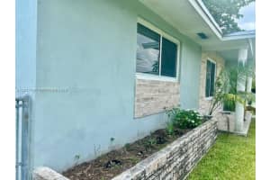 1328 Arthur St, Hollywood, FL 33019, - MLS#A12011790