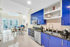 60 SW 13th St Apt 2014, Miami, FL 33130, - MLS#A12011833