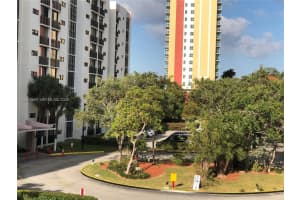17011 N Bay Rd APT 918, Sunny Isles Beach, FL 33160, - MLS#A12011849