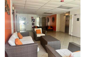 524 Washington Ave APT 305, Miami Beach, FL 33139, - MLS#A12011893