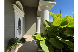 933 Sawgrass St, Clewiston, FL 33440, - MLS#A12011894