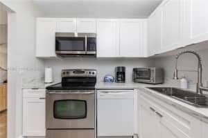 21133 SW 85th Ave APT 103, Cutler Bay, FL 33189, - MLS#A12011904