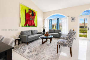 18083 SW 13th St, Pembroke Pines, FL 33029, - MLS#A12011925
