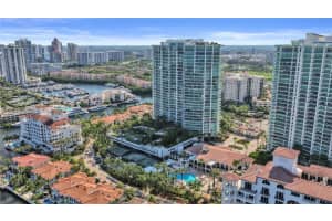 19955 Ne 38th Ct 1105, Aventura