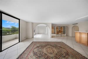 600 Three Islands Boulevard APT 212, Hallandale Beach, FL 33009, - MLS#A12011942