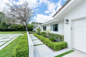 10461 SW 121st St, Miami, FL 33176, - MLS#A12011943