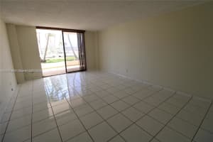 13499 Biscayne Blvd APT 404, North Miami, FL 33181, - MLS#A12011970