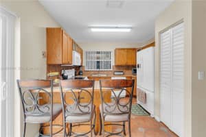 375 W Riverbend Dr, Sunrise, FL 33326, - MLS#A12011974