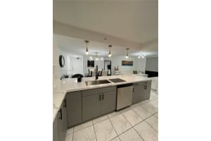 1621 Collins Ave APT 707, Miami Beach, FL 33139, - MLS#A12011979