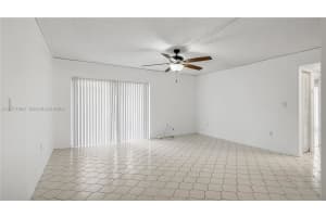 7231 Miami Lakes Dr APT C5, Miami Lakes, FL 33014, - MLS#A12011982