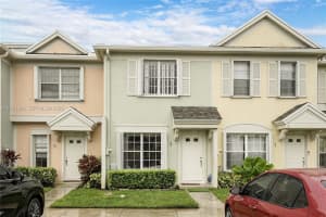 29 Simonton Cir 29, Weston