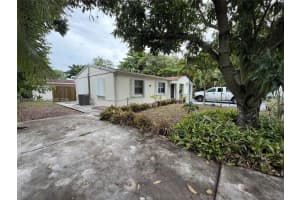596 Nw 109th St, Miami
